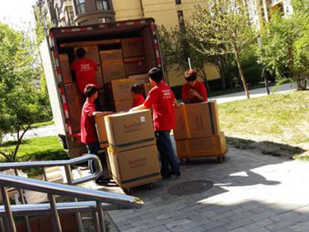 走進強勝南芳 高效裝卸搬運的專業之道